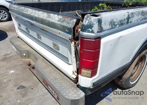 1981 Ford F100 from USA, damaged, VIN 1FTCF10FXBNA35981